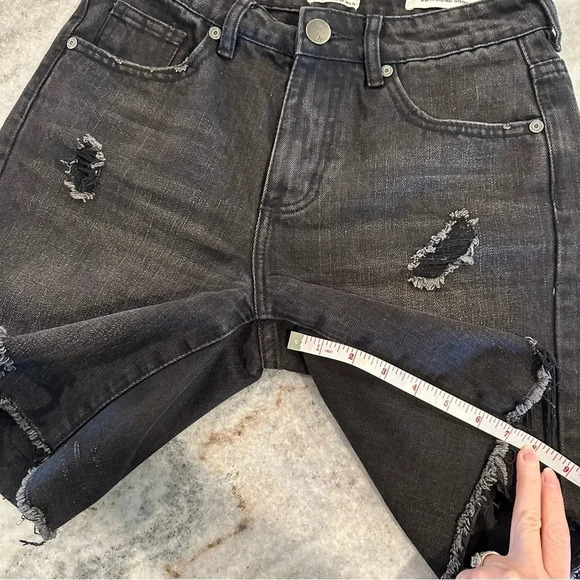 Cotton On Black Denim Boyfriend Jean Short Distressed Size 4 - Picture 7 of 8